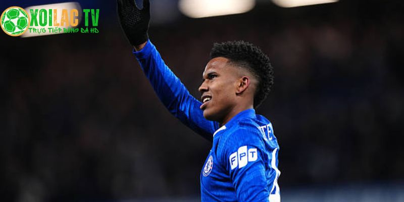 CĐV Chelsea Bùng Nổ: Estevao Willian Hạ Sát Barcelona 1 Estevao Willian hạ sát Barcelona